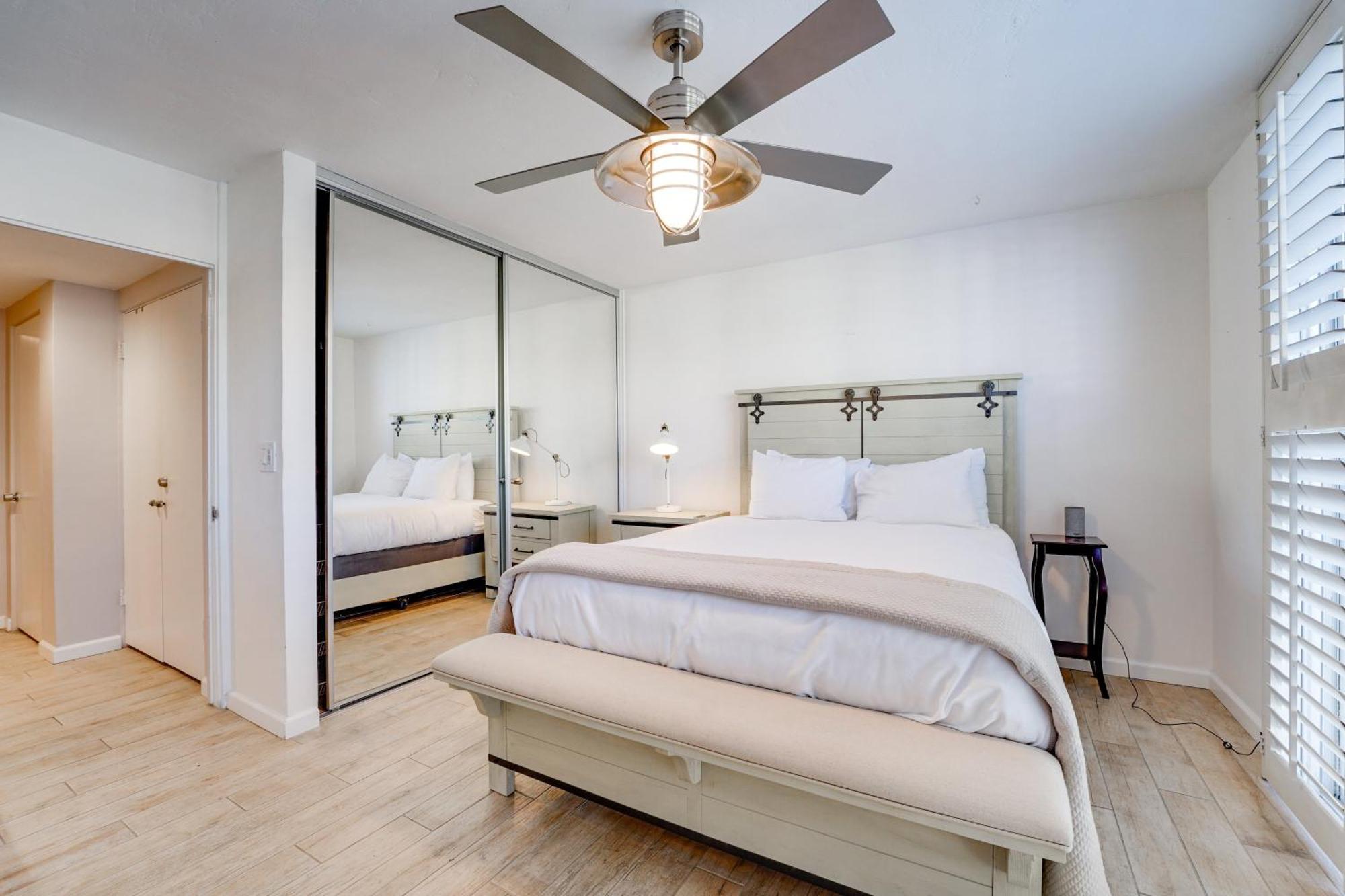 R3850 - Riviera Bay Dreams * San Diego